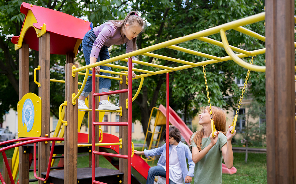 Çocuk Oyun Alanları